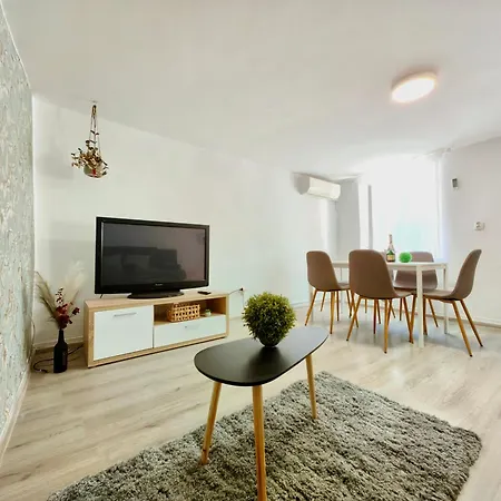 Eve In Appartement Split